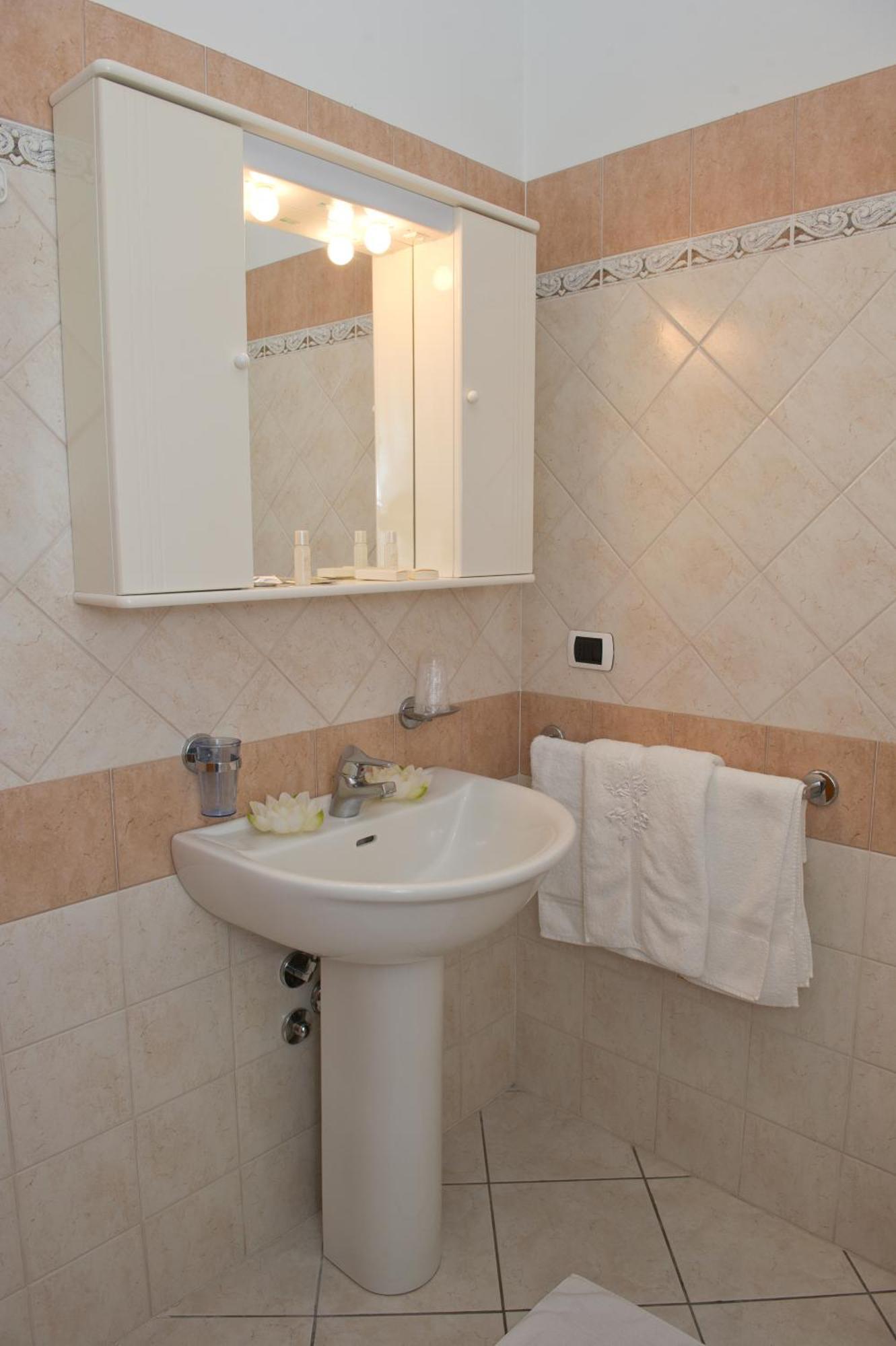 リッチョーネResidenza Raggioアパートメント エクステリア 写真